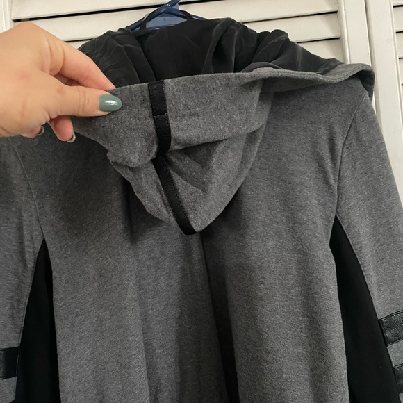 Blanc Noir Charcoal Heather and Black Traveler’s Jacket - Picture 11 of 16